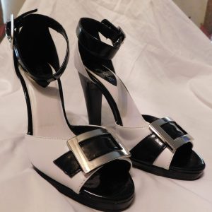 CLASSIQUE HEELS