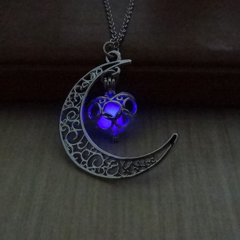 Glowing Pendant Necklaces Silver Plated Chain Necklaces - Image 4